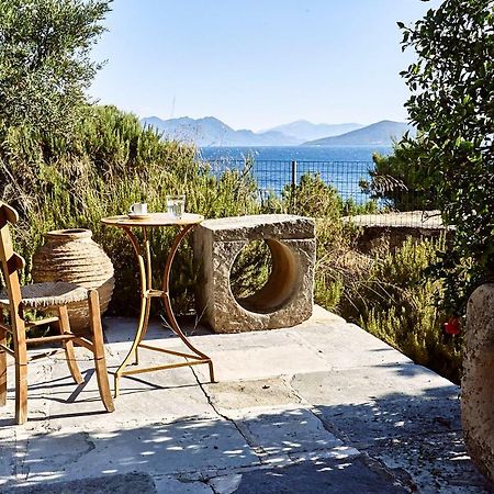 Nikolaou Art Residence Aegina Exteriör bild