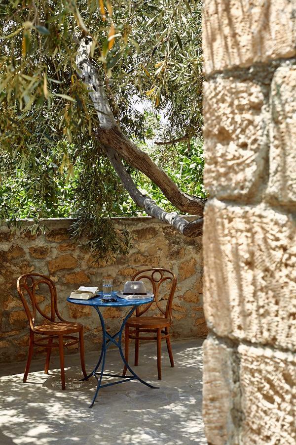 Nikolaou Art Residence Aegina Exteriör bild